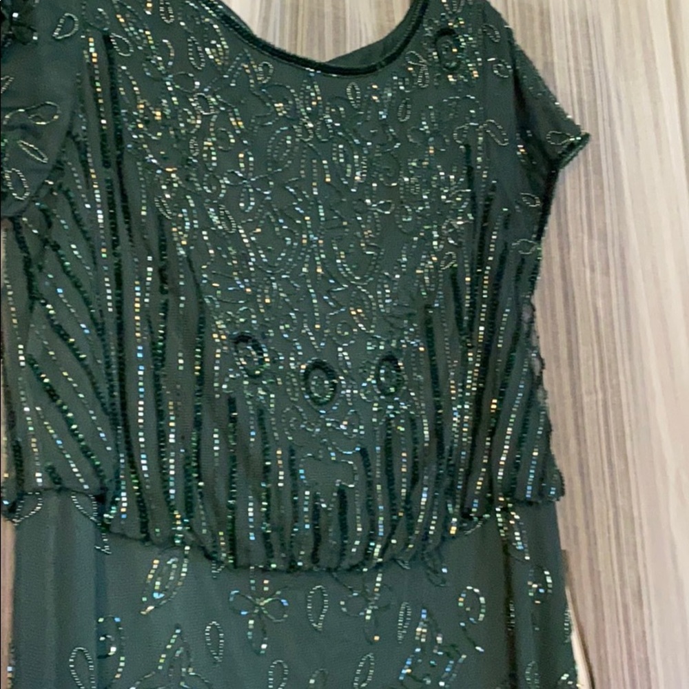 Green embroidered short sleeve dress